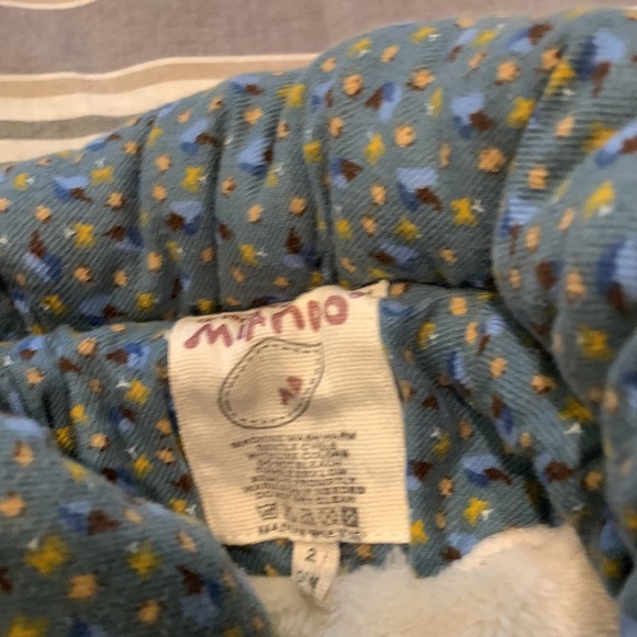 Size 2 fuzzy fancy vest - Picture 2 of 3